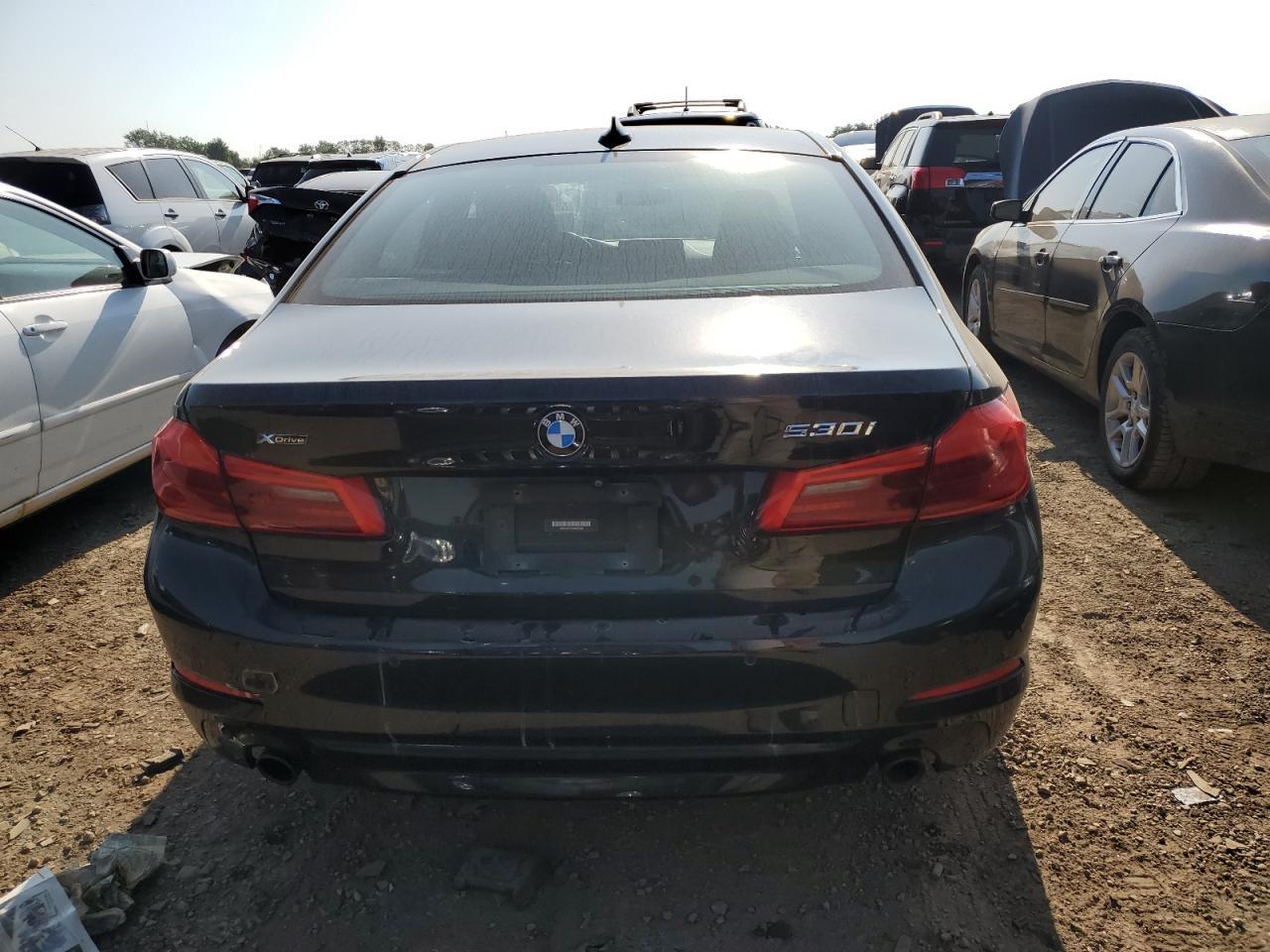 2018 BMW 530 XI - Фото 6