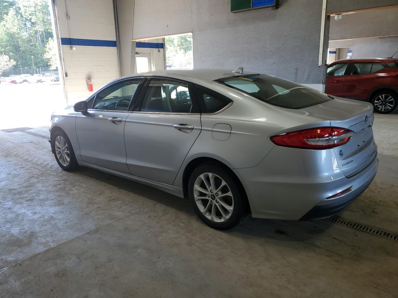 2020 FORD FUSION SE - Фото 2