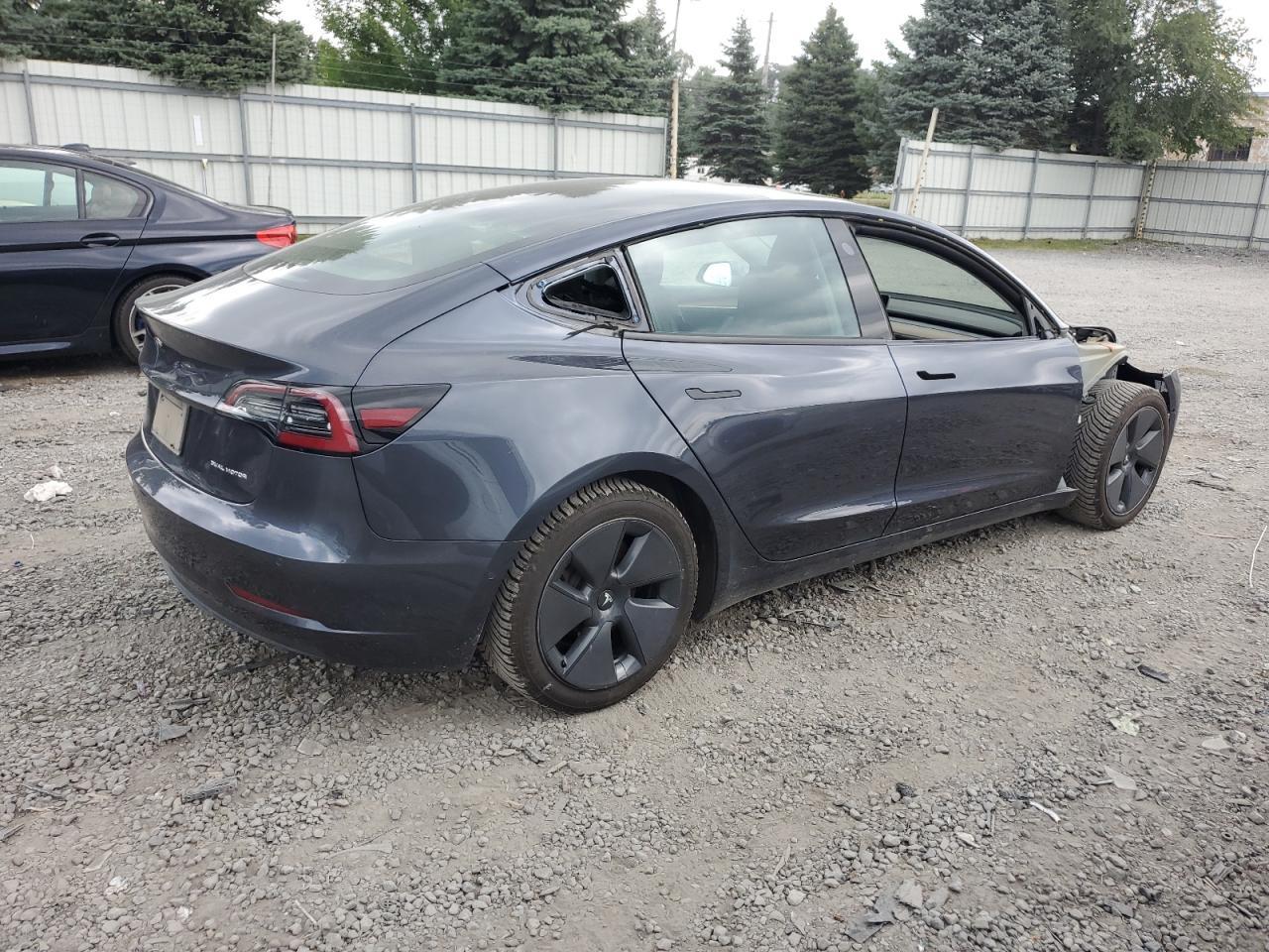 2021 TESLA MODEL 3 - Фото 3