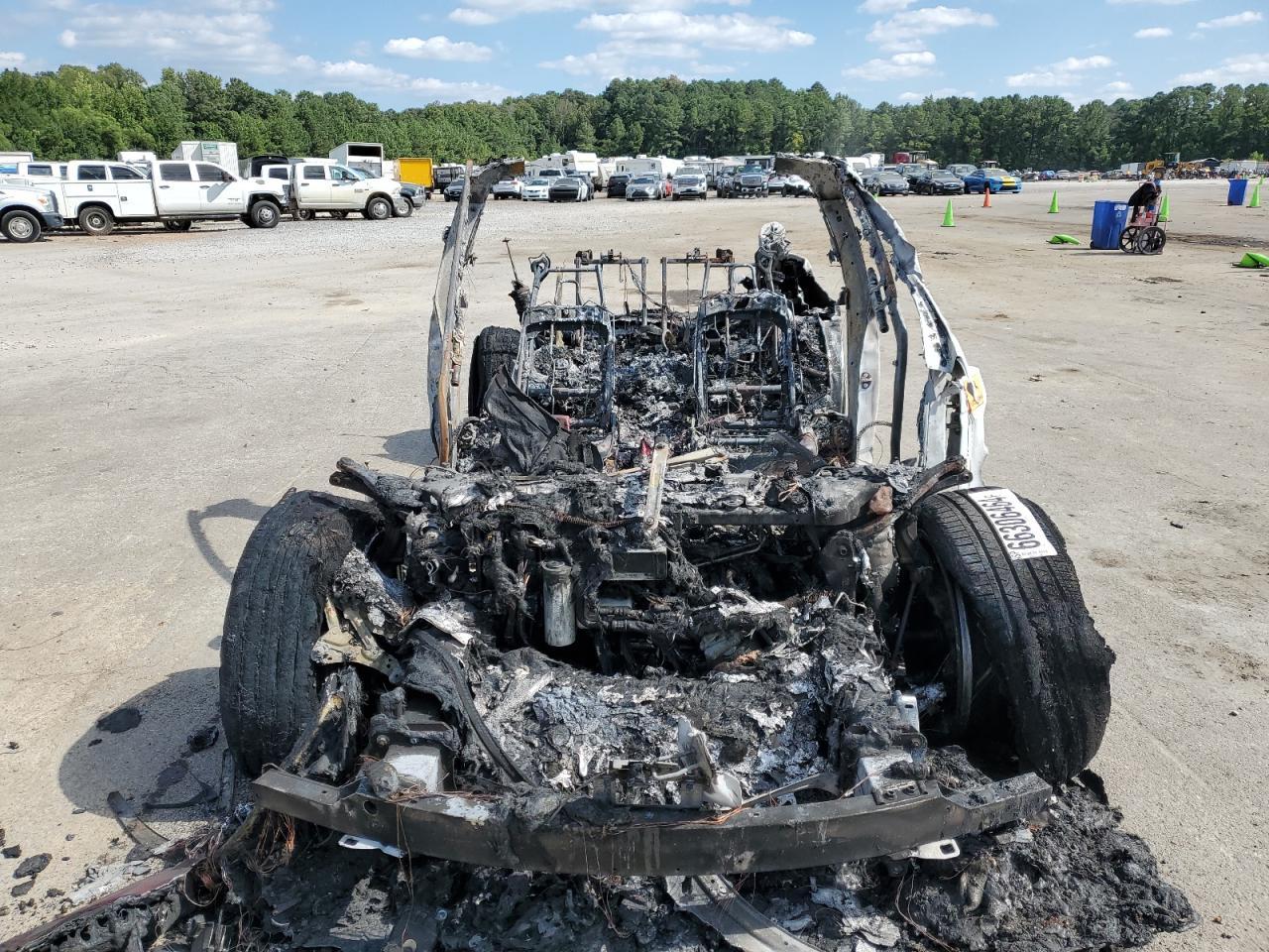 2023 TESLA MODEL X - Image 5