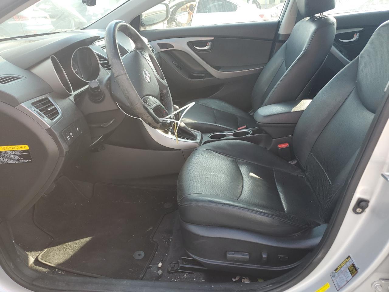 2015 HYUNDAI ELANTRA SE - Фото 7