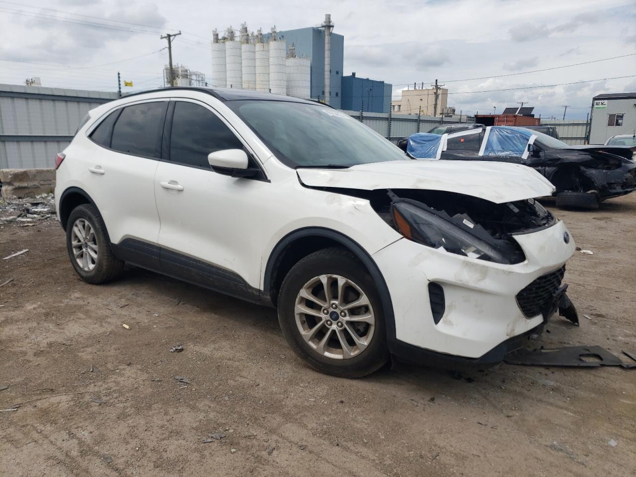 2020 FORD ESCAPE SE - Фото 4