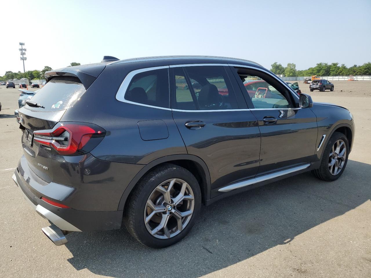 2023 BMW X3 XDRIVE3 - Image 3