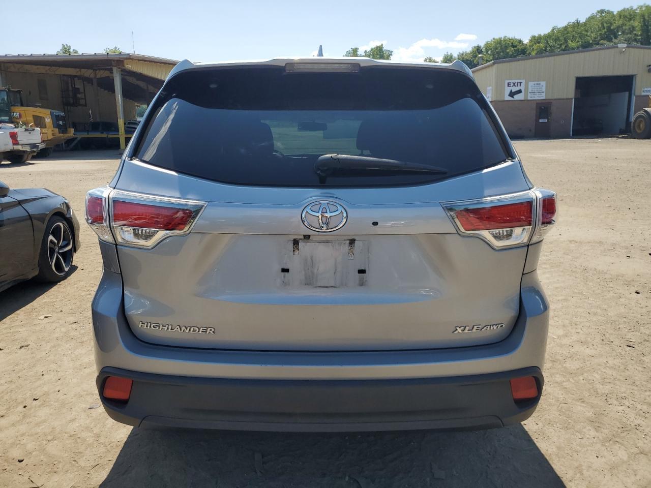 2015 TOYOTA HIGHLANDER - Фото 6