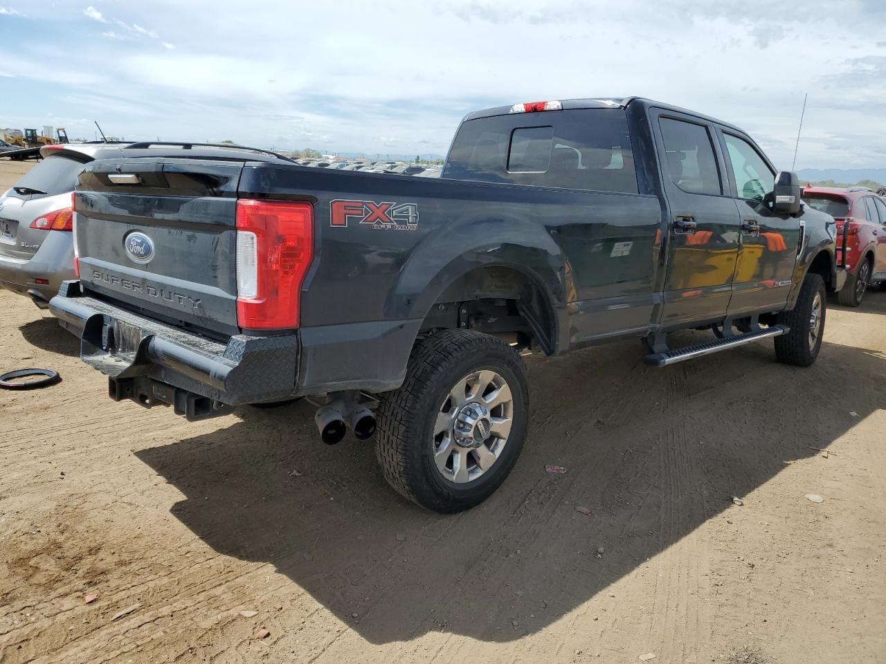 2017 FORD F350 SUPER - Фото 3