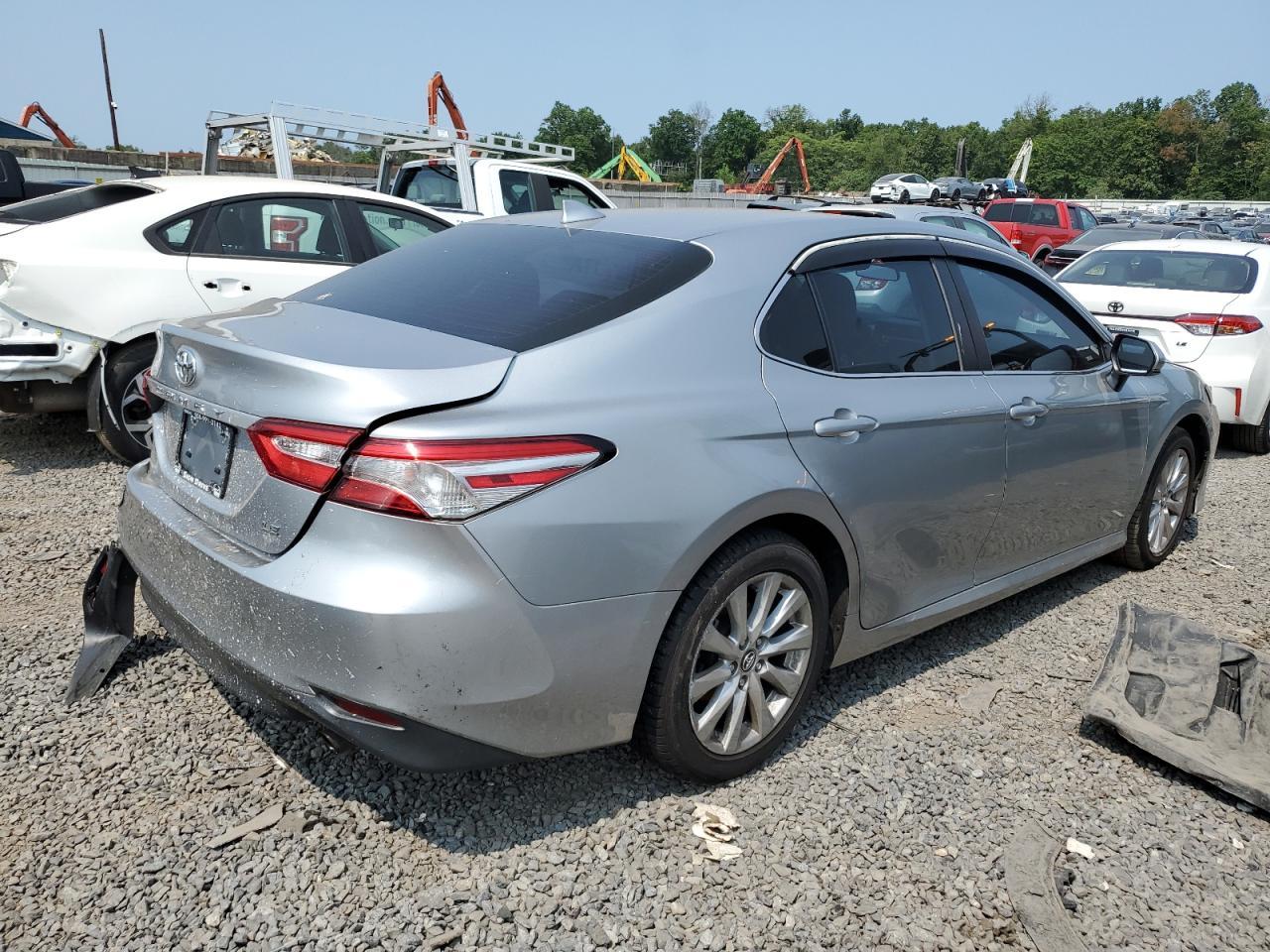 2019 TOYOTA CAMRY L - Image 3