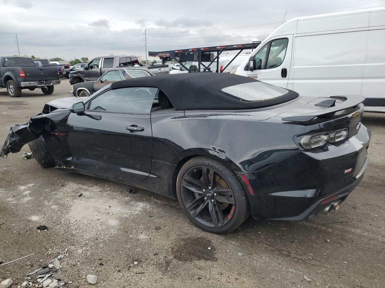 2022 CHEVROLET CAMARO LT1 - Image 2