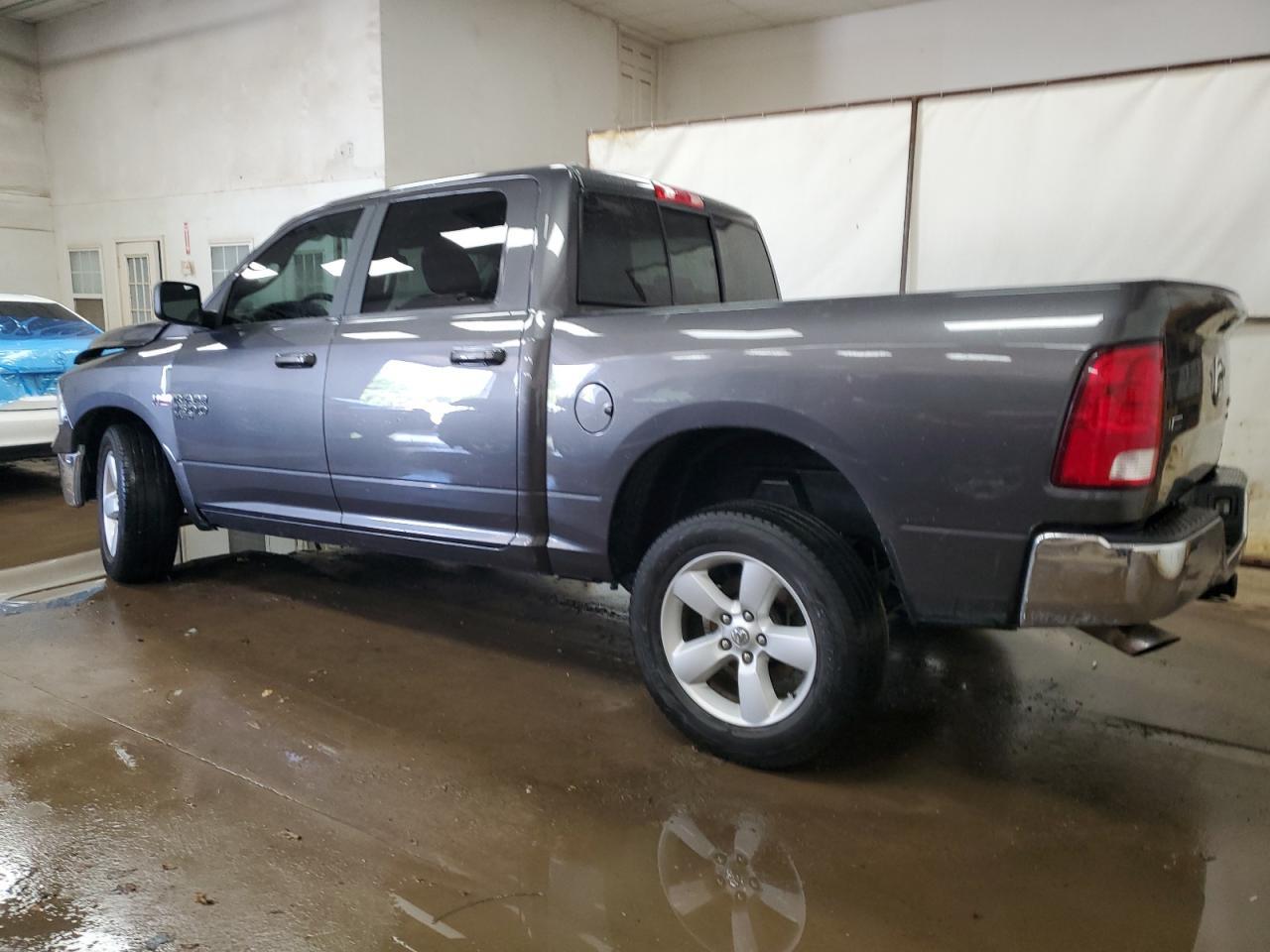 2019 RAM 1500 CLASS - Фото 2