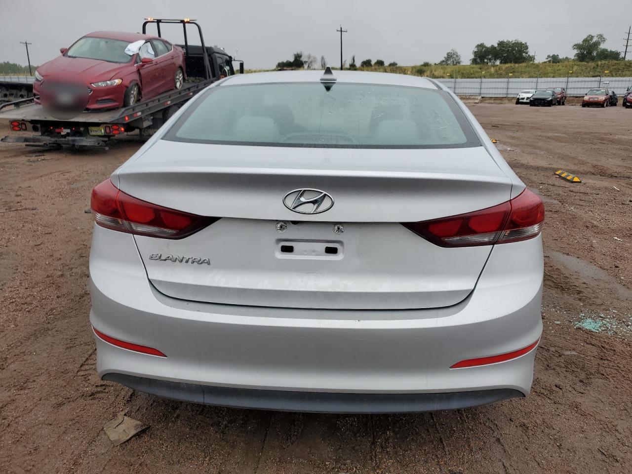 2018 HYUNDAI ELANTRA SE - Image 6
