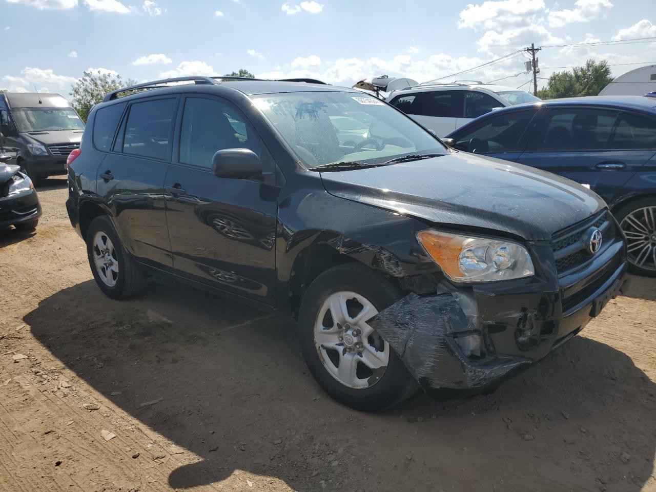 2011 TOYOTA RAV4 - Фото 4