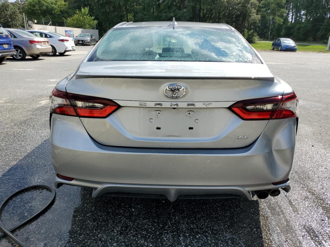 2021 TOYOTA CAMRY SE - Image 6