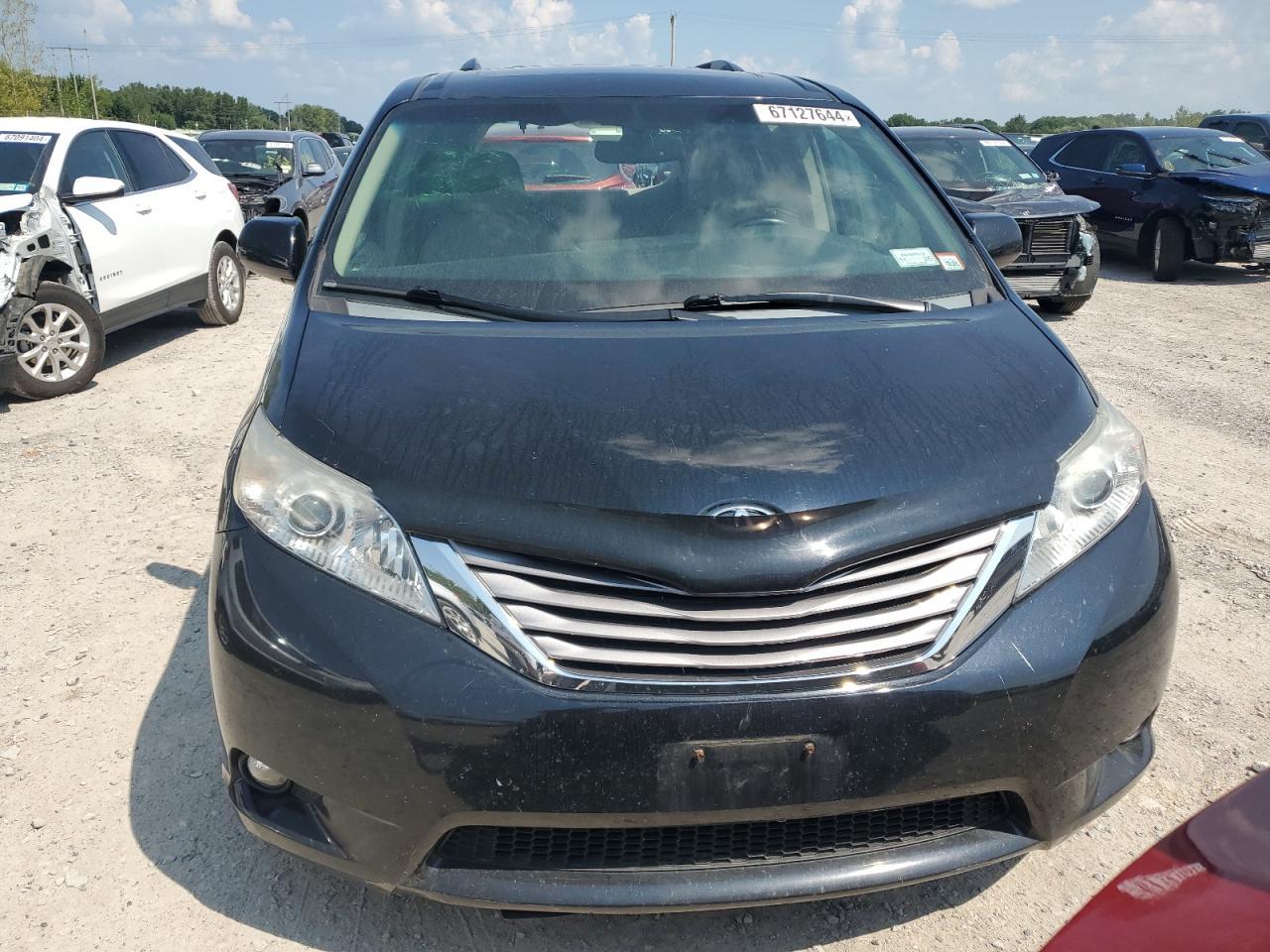 2015 TOYOTA SIENNA XLE - Фото 5