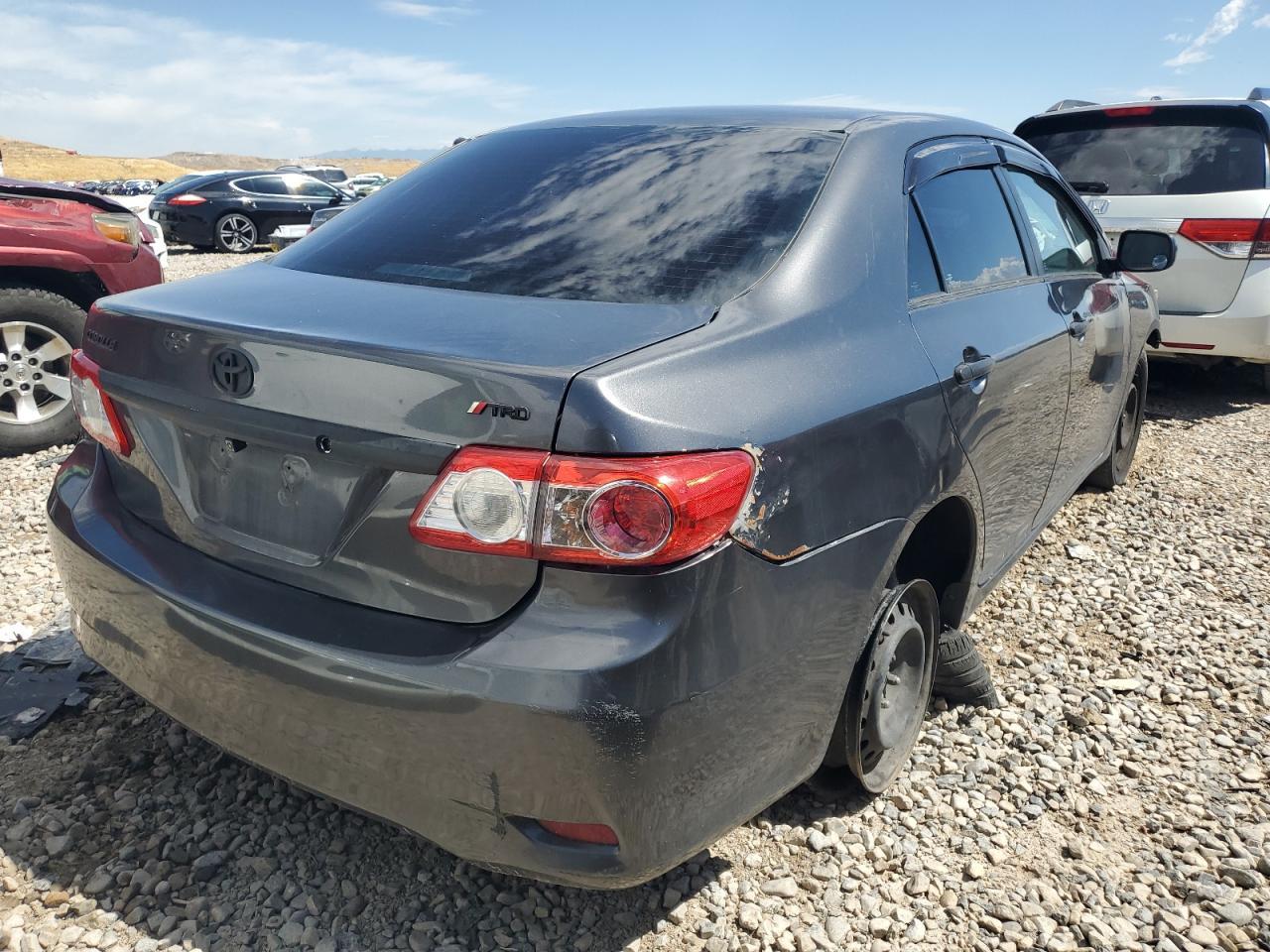 2013 TOYOTA COROLLA BA - Фото 3