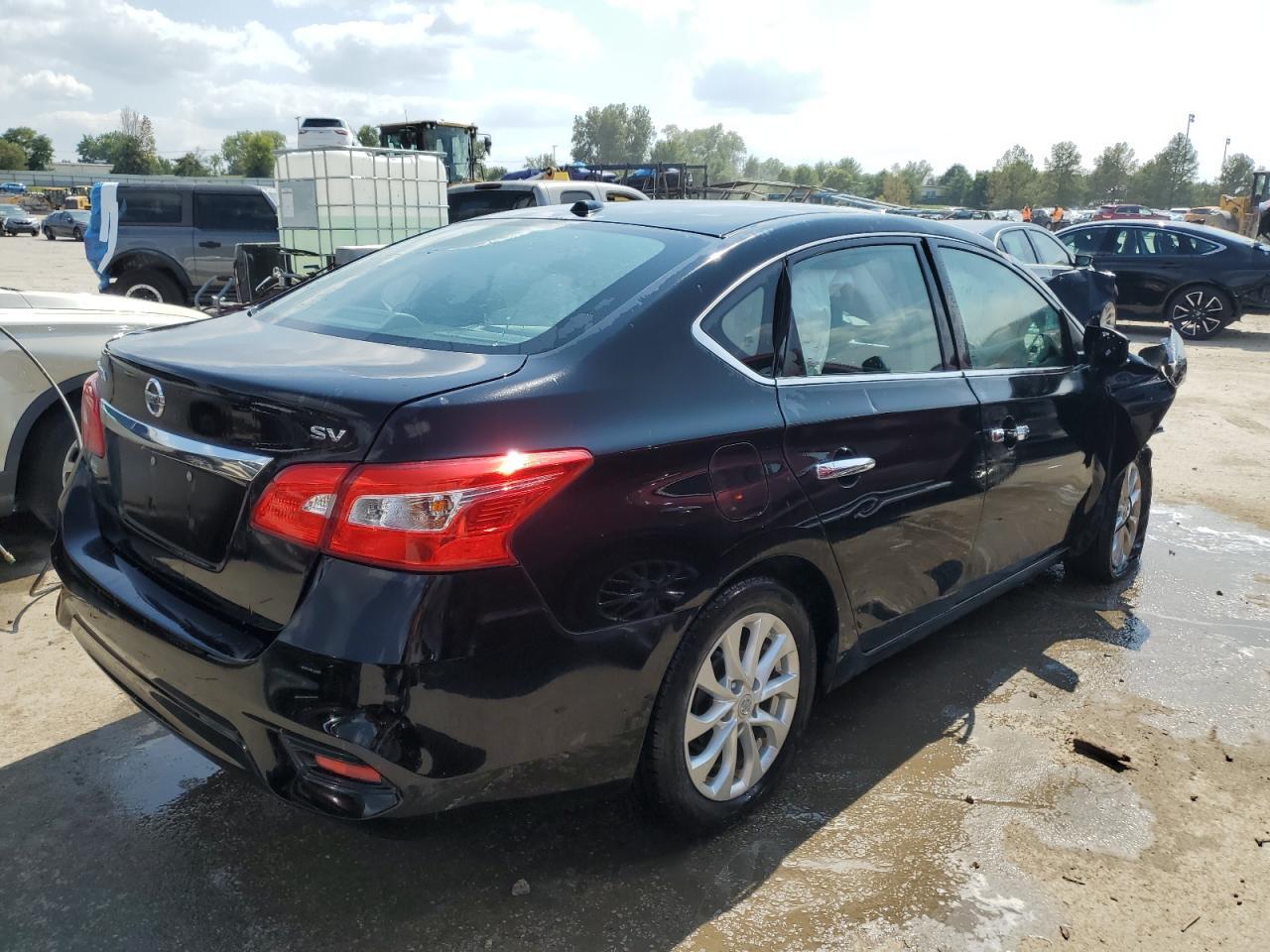 2017 NISSAN SENTRA S - Фото 3