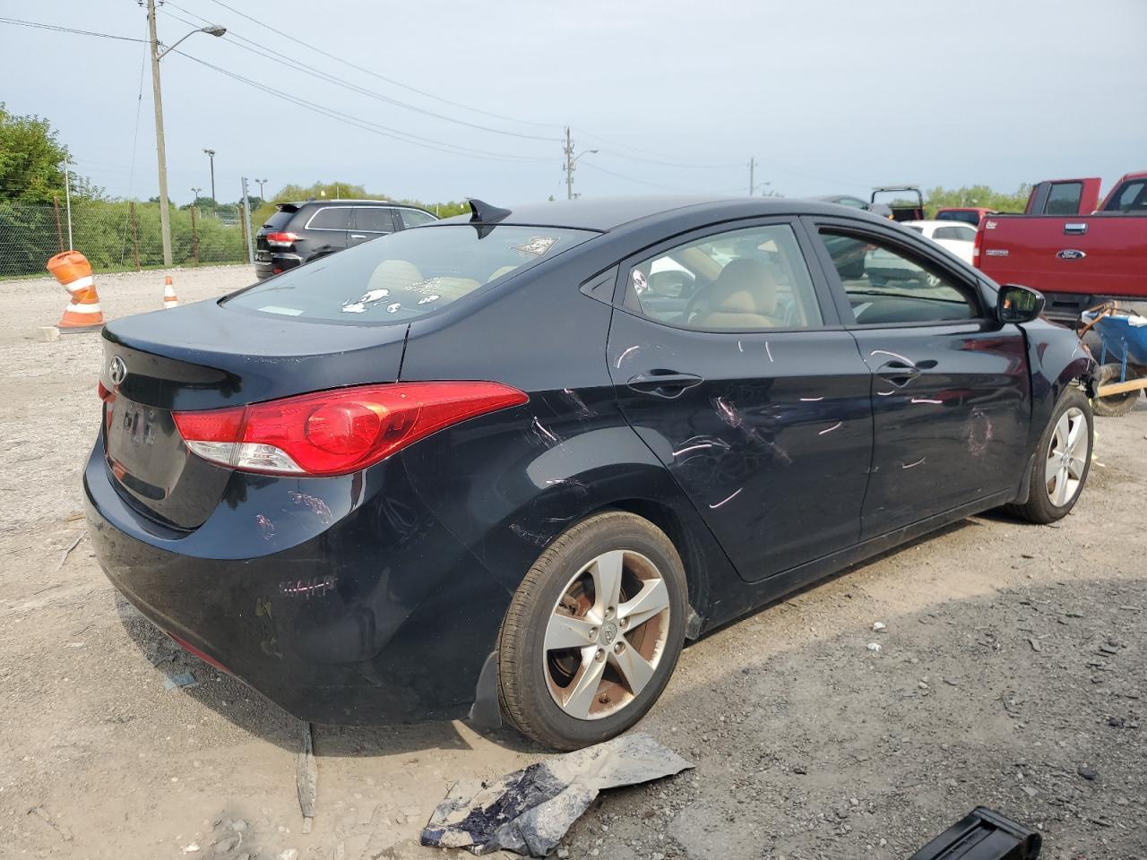 2013 HYUNDAI ELANTRA GL - Image 3