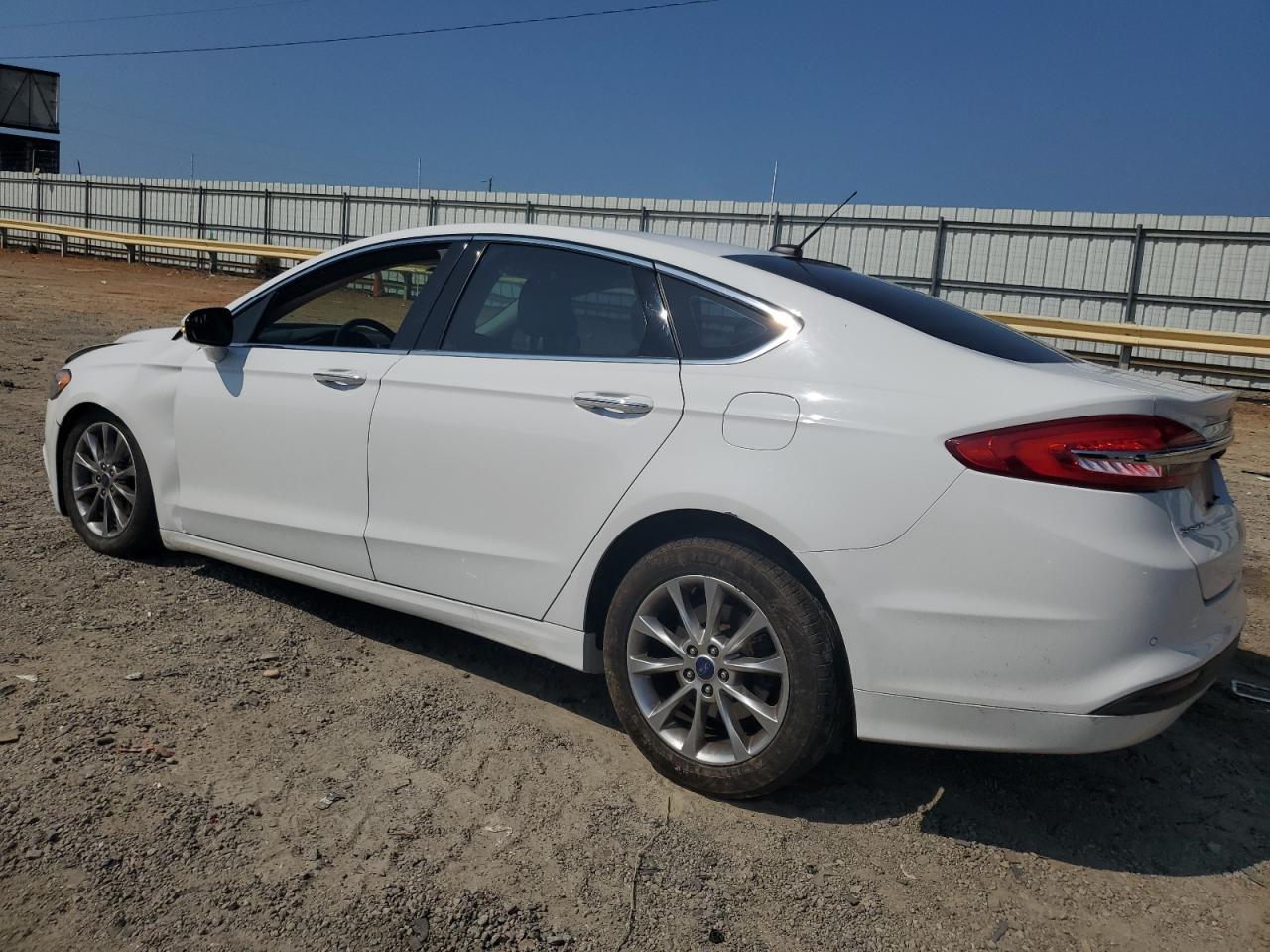 2017 FORD FUSION SE - Фото 2