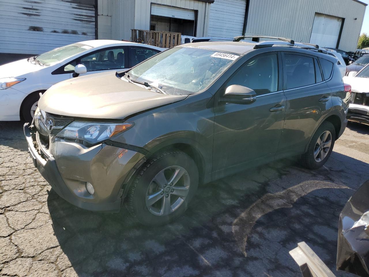 2015 TOYOTA RAV4 XLE