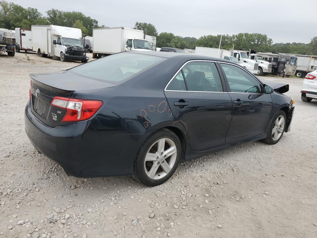 2012 TOYOTA CAMRY BASE - Фото 3
