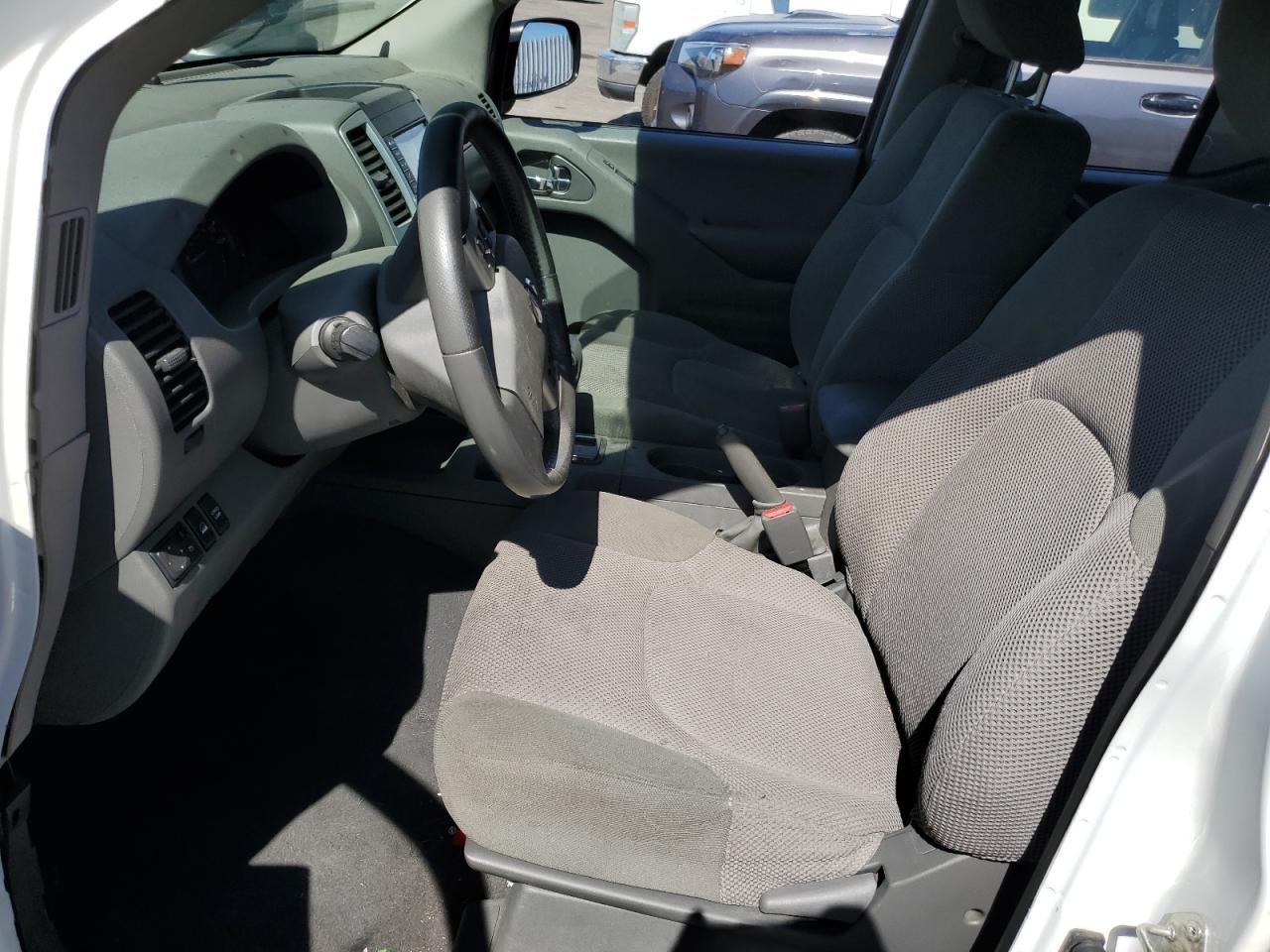2019 NISSAN FRONTIER S - Фото 7