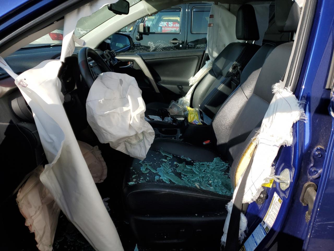 2015 TOYOTA RAV4 LIMIT - Фото 7