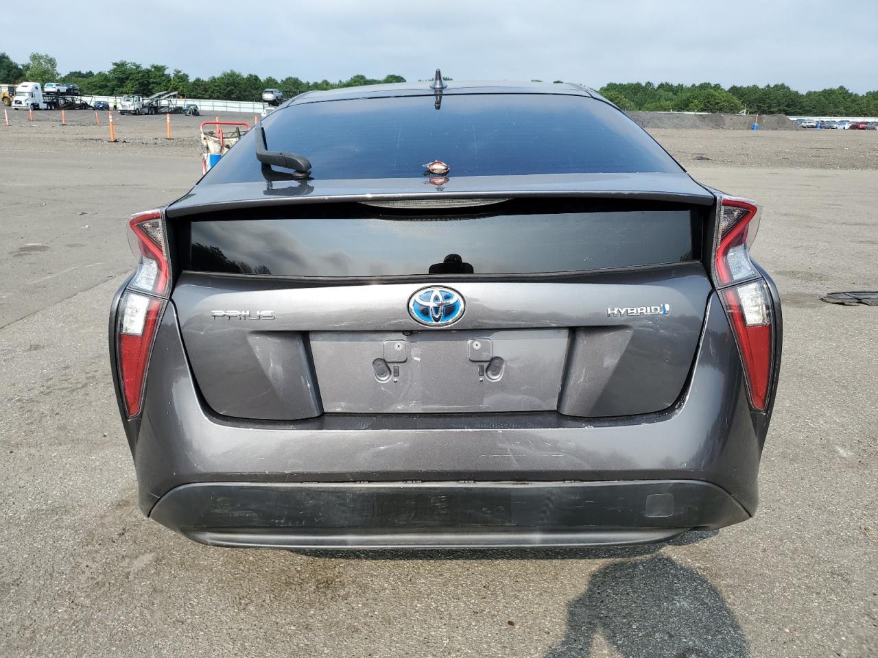 2016 TOYOTA PRIUS - Image 6