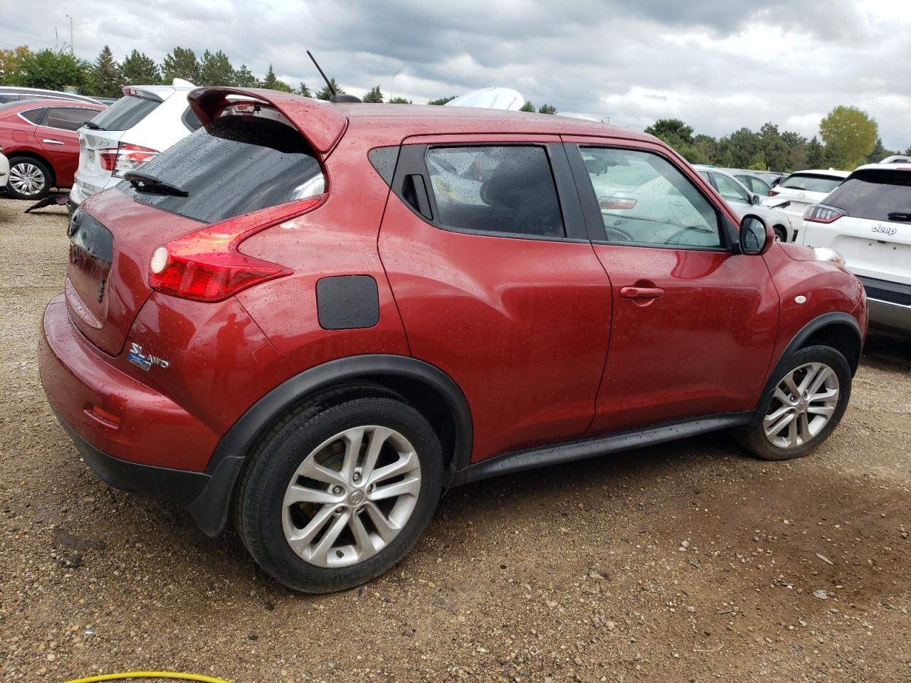 2011 NISSAN JUKE S - Фото 3