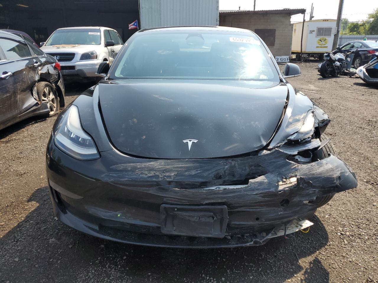 2019 TESLA MODEL 3 - Image 5