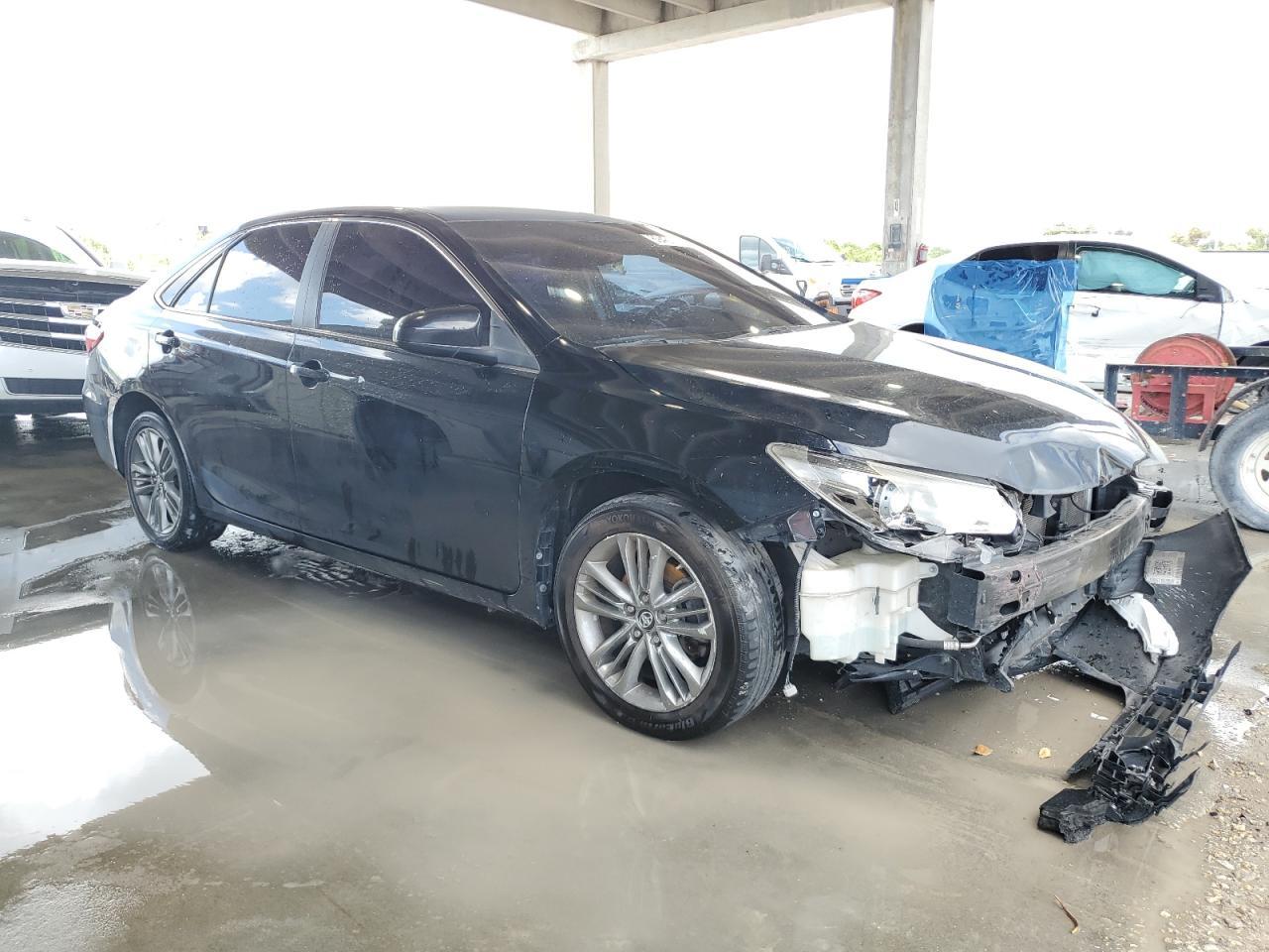2017 TOYOTA CAMRY LE - Фото 4