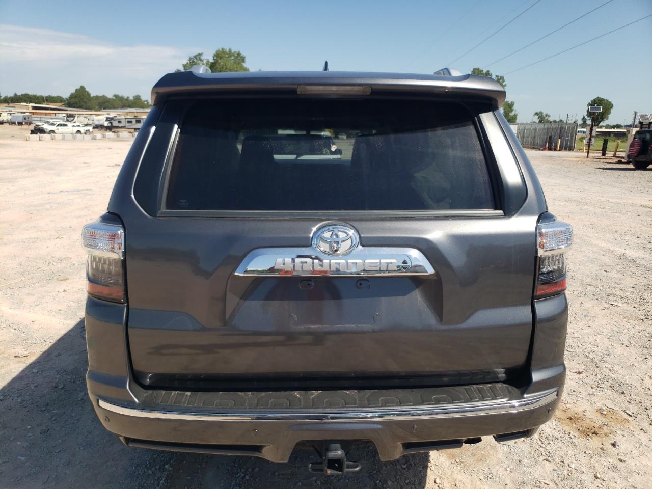 2019 TOYOTA 4RUNNER SR - Фото 6