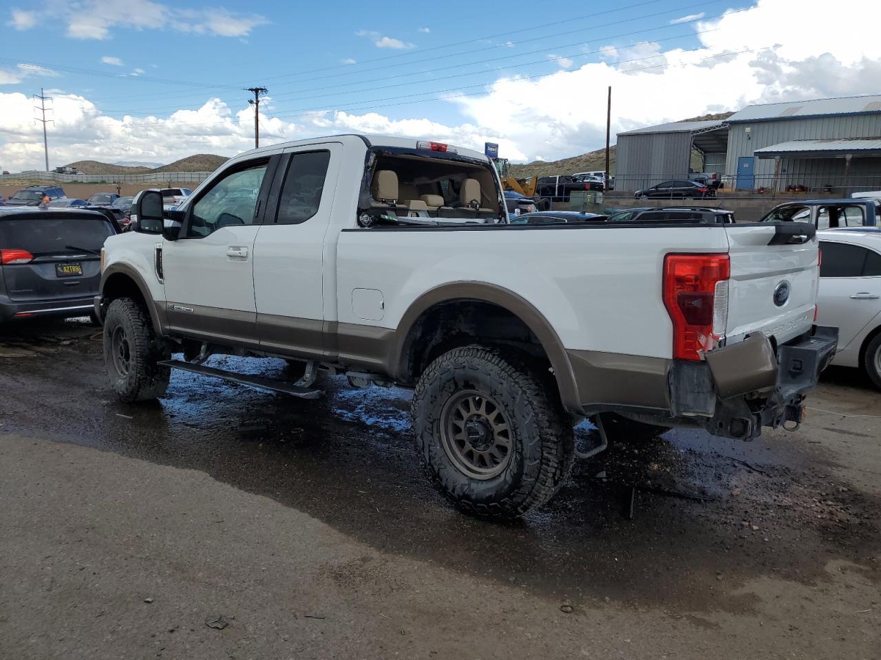 2017 FORD F250 SUPER - Image 2