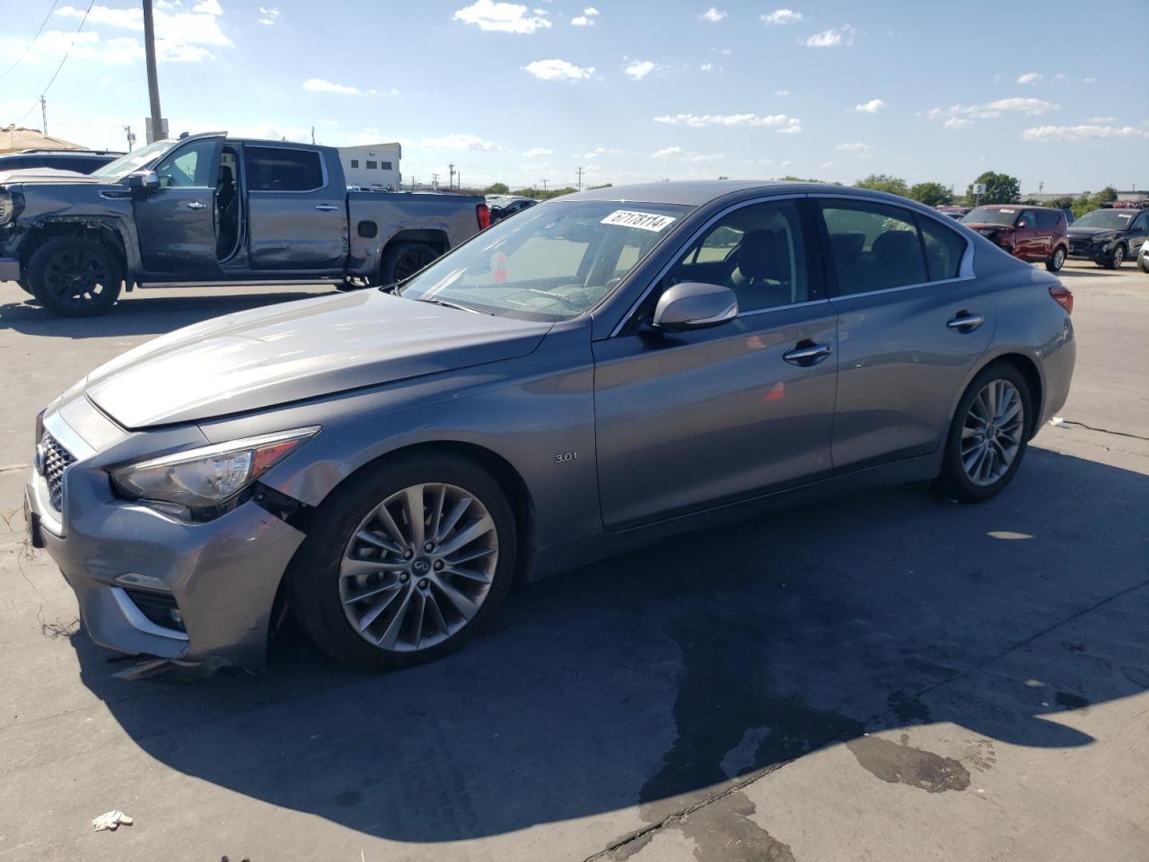 2019 INFINITI Q50 LUXE