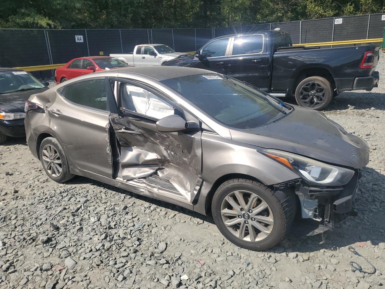 2015 HYUNDAI ELANTRA SE - Фото 4