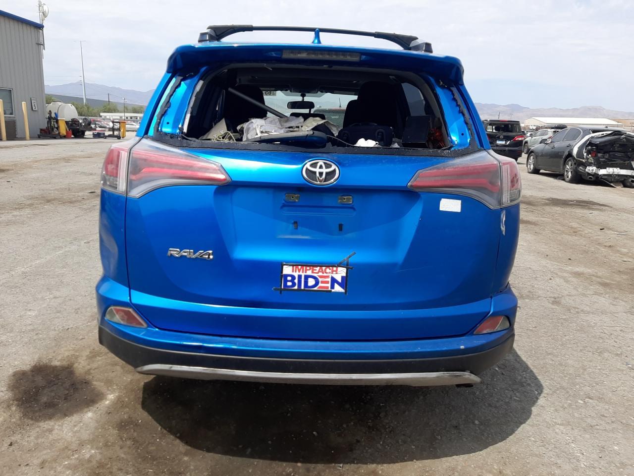 2016 TOYOTA RAV4 XLE - Фото 6