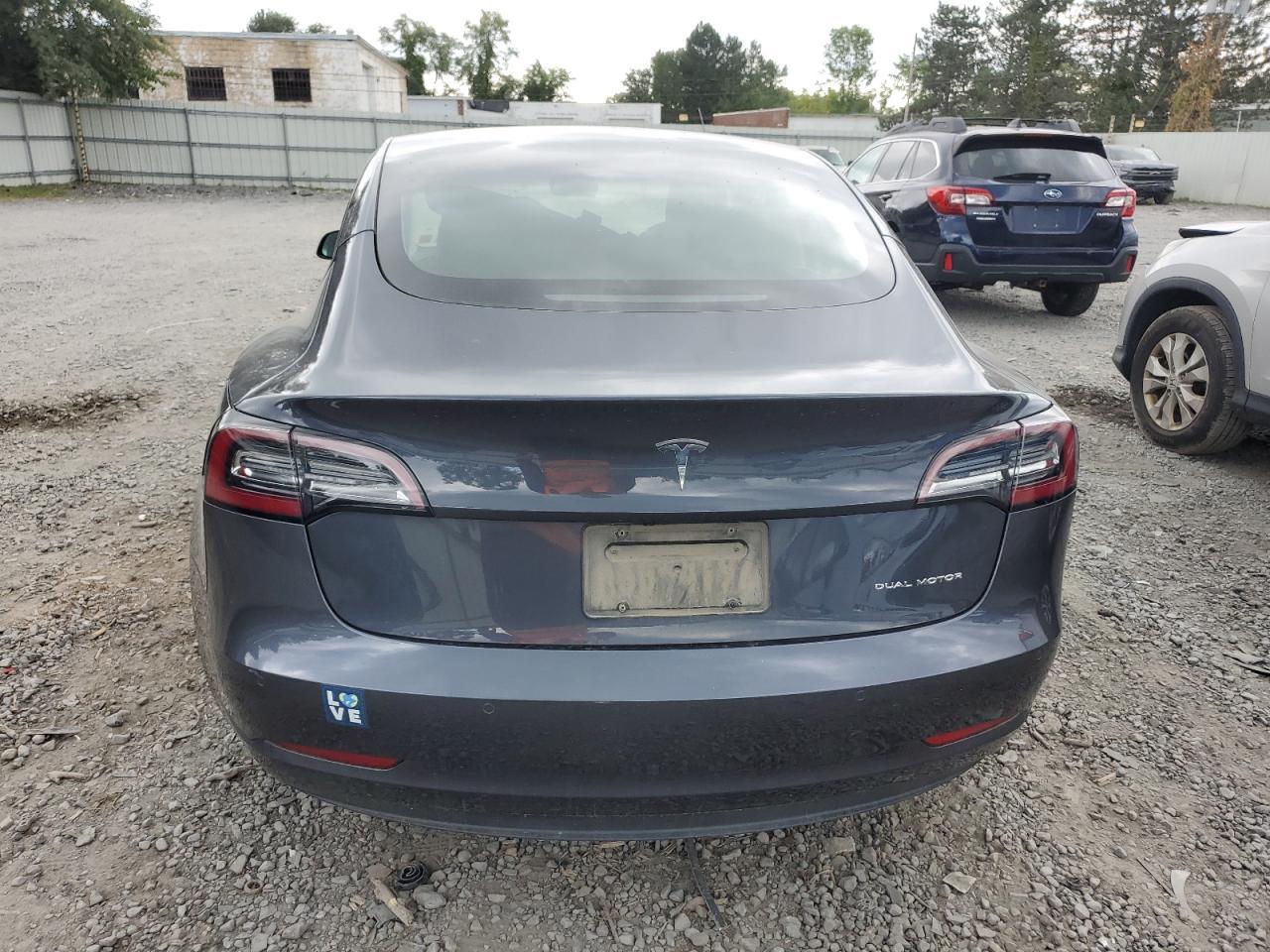 2021 TESLA MODEL 3 - Фото 6