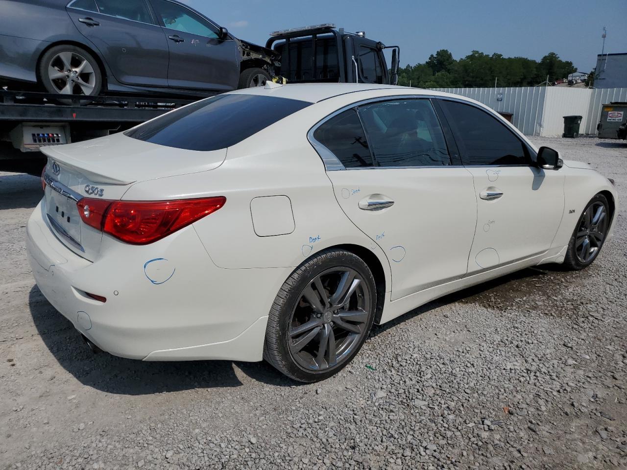 2016 INFINITI Q50 PREMIU - Фото 3