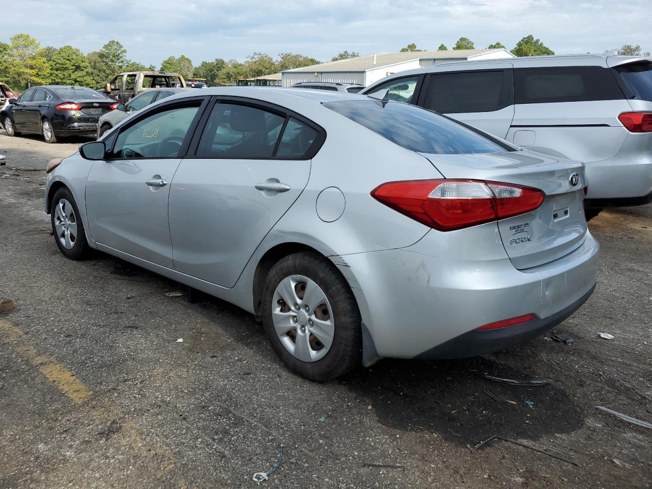 2015 KIA FORTE LX - Фото 2