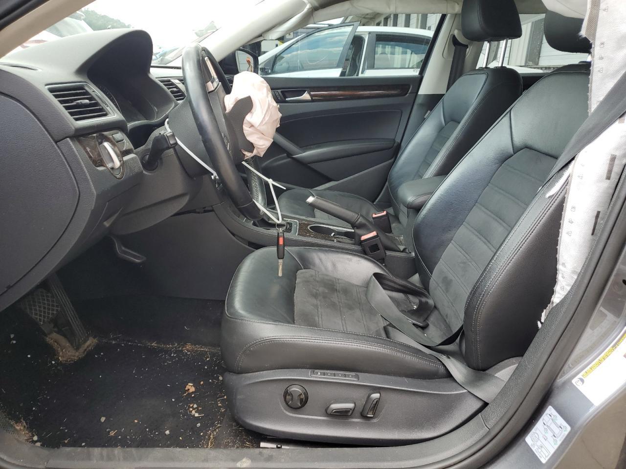 2014 VOLKSWAGEN PASSAT SEL - Фото 7
