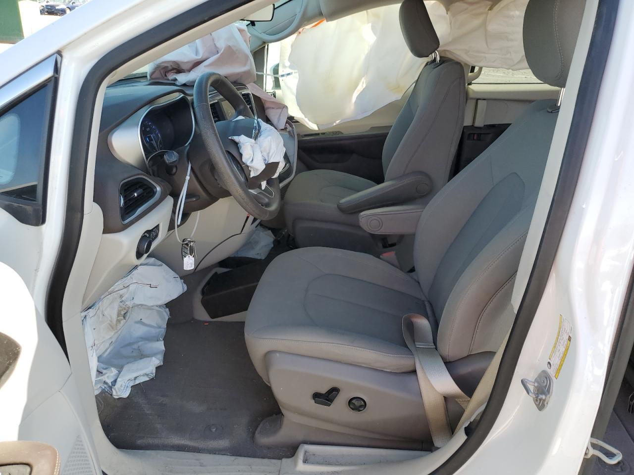 2020 CHRYSLER PACIFICA L - Image 7