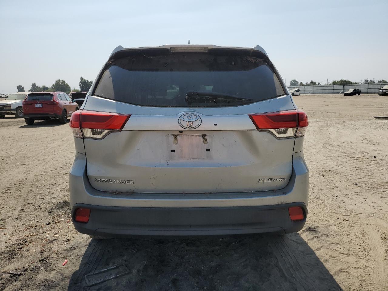 2018 TOYOTA HIGHLANDER - Фото 6