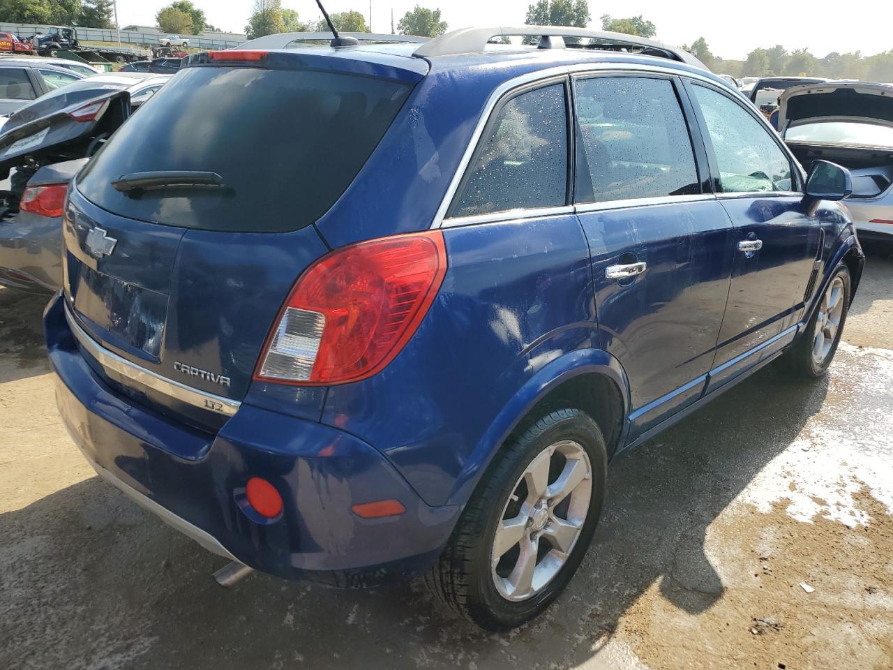2013 CHEVROLET CAPTIVA LT - Фото 3