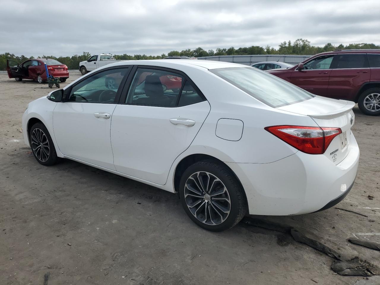 2016 TOYOTA COROLLA L - Image 2