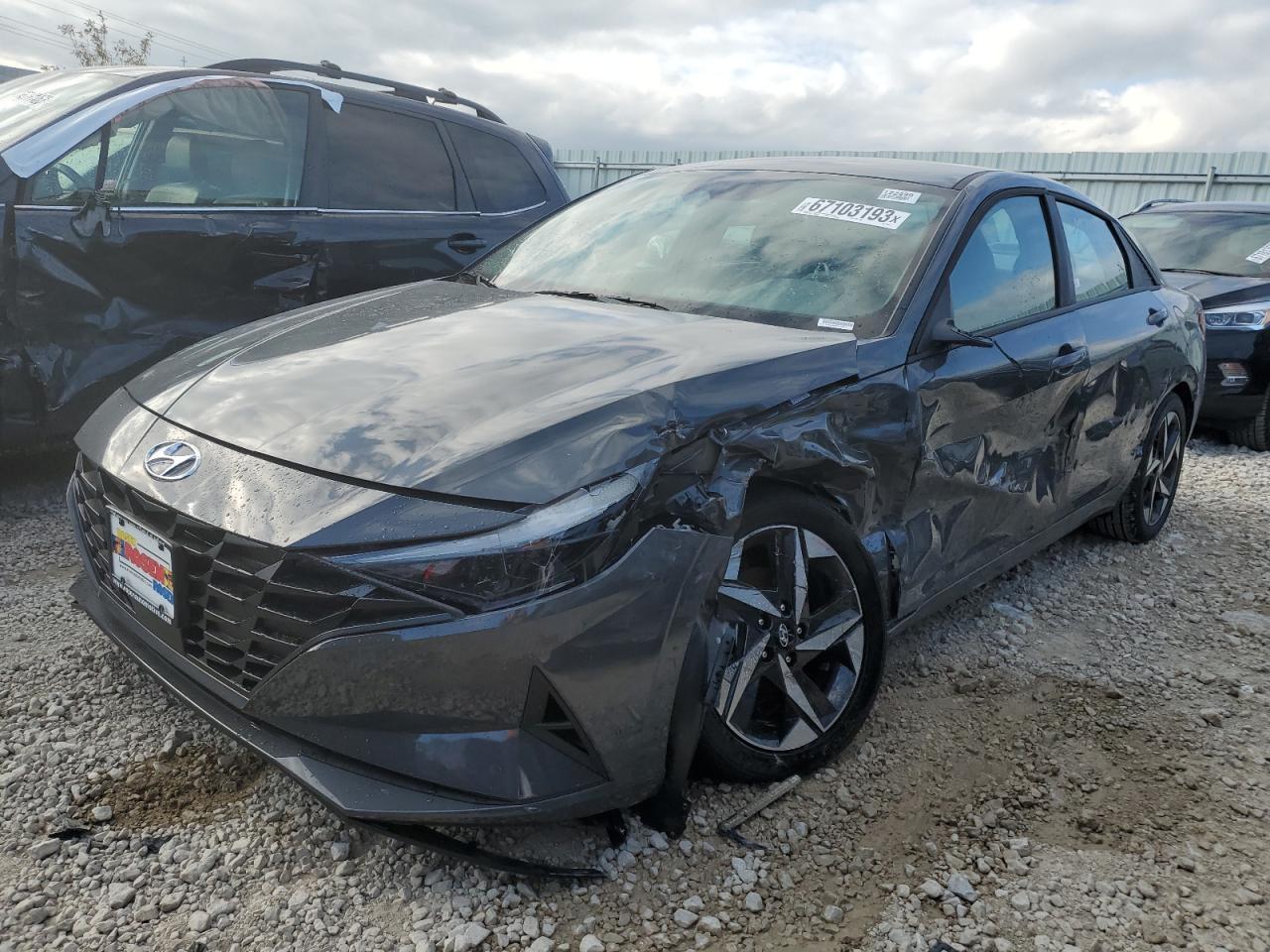 2023 HYUNDAI ELANTRA SE
