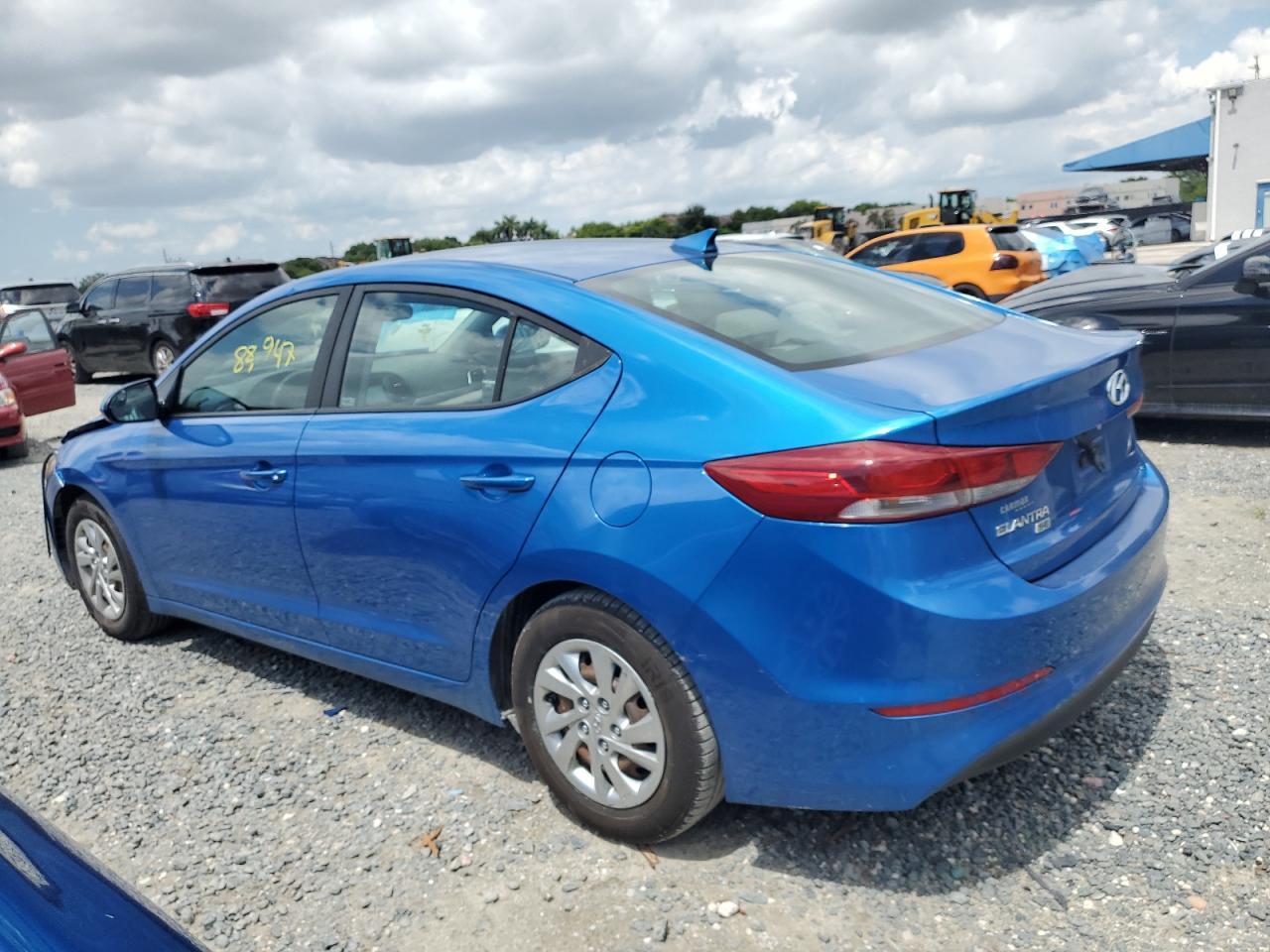 2017 HYUNDAI ELANTRA SE - Image 2