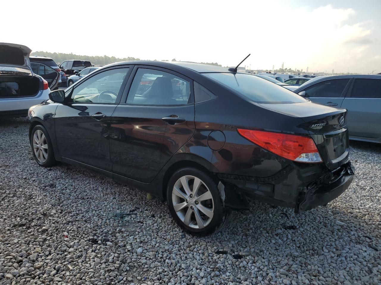 2014 HYUNDAI ACCENT GLS - Фото 2
