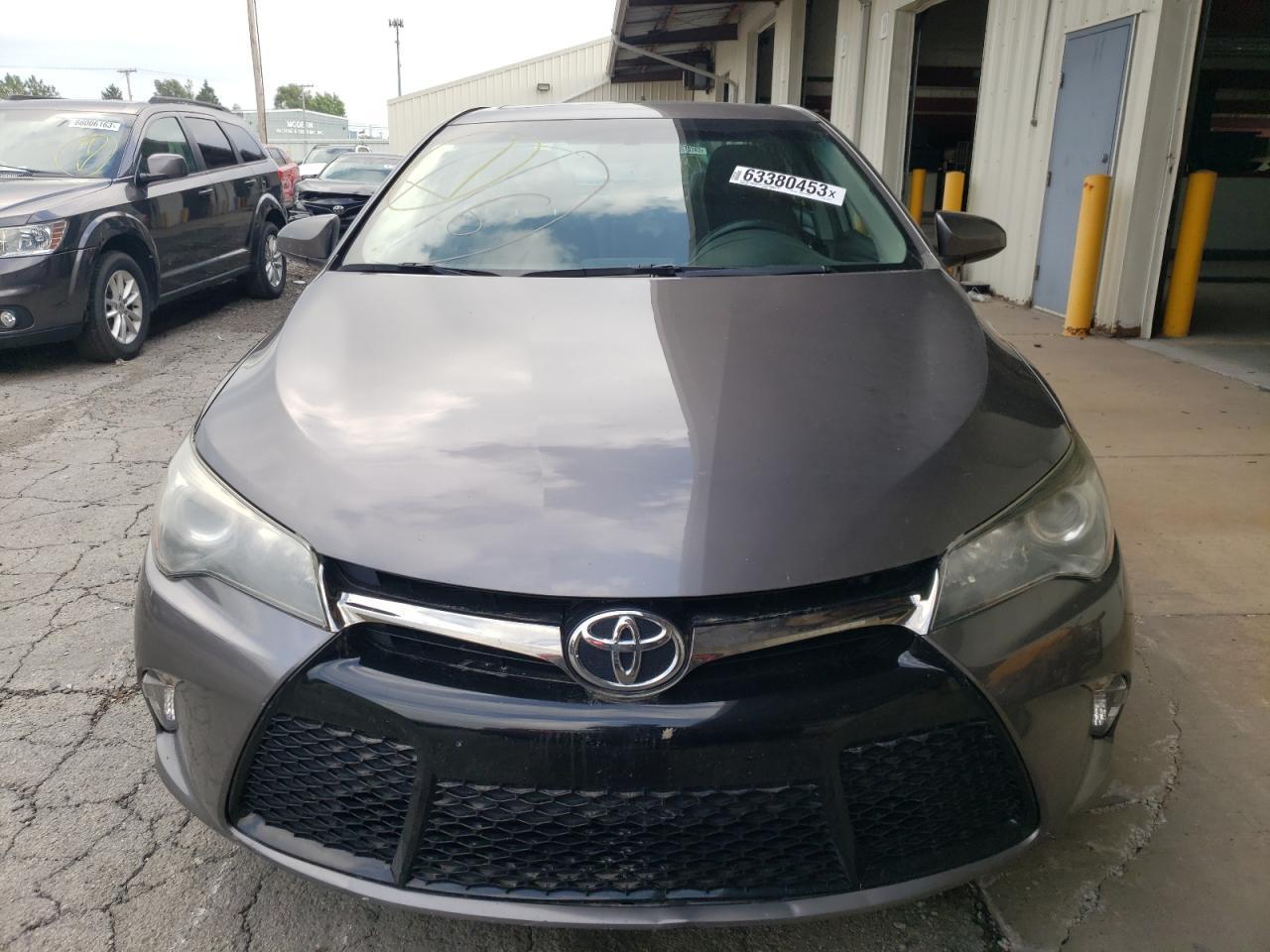 2017 TOYOTA CAMRY LE - Фото 5