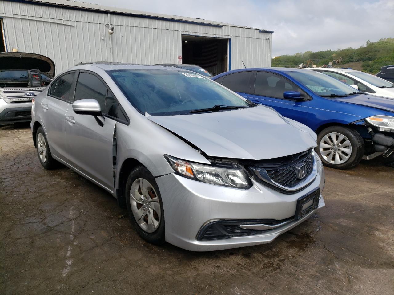 2015 HONDA CIVIC LX - Image 4