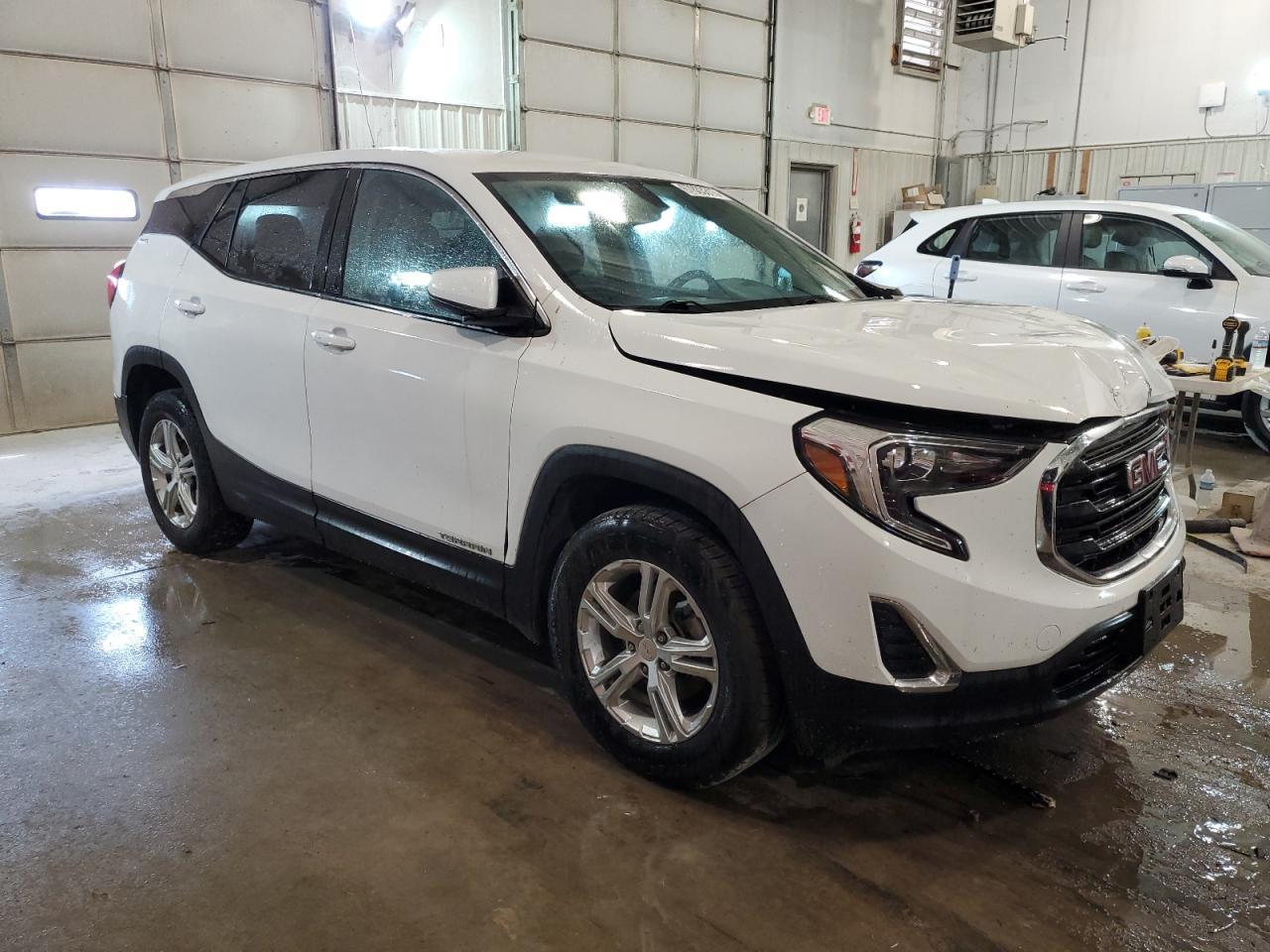 2018 GMC TERRAIN SL - Image 4