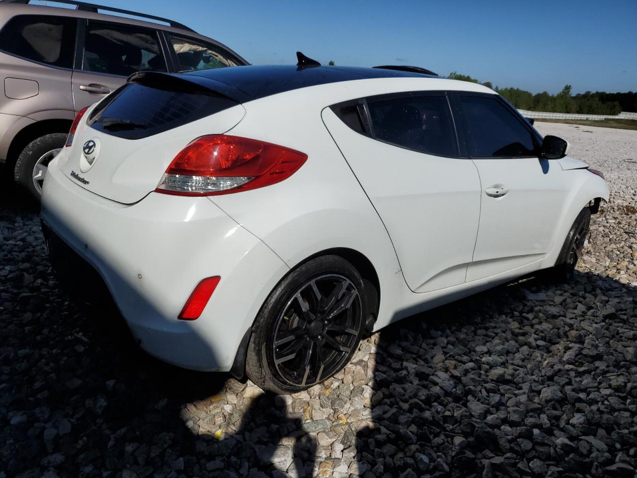 2013 HYUNDAI VELOSTER - Image 3