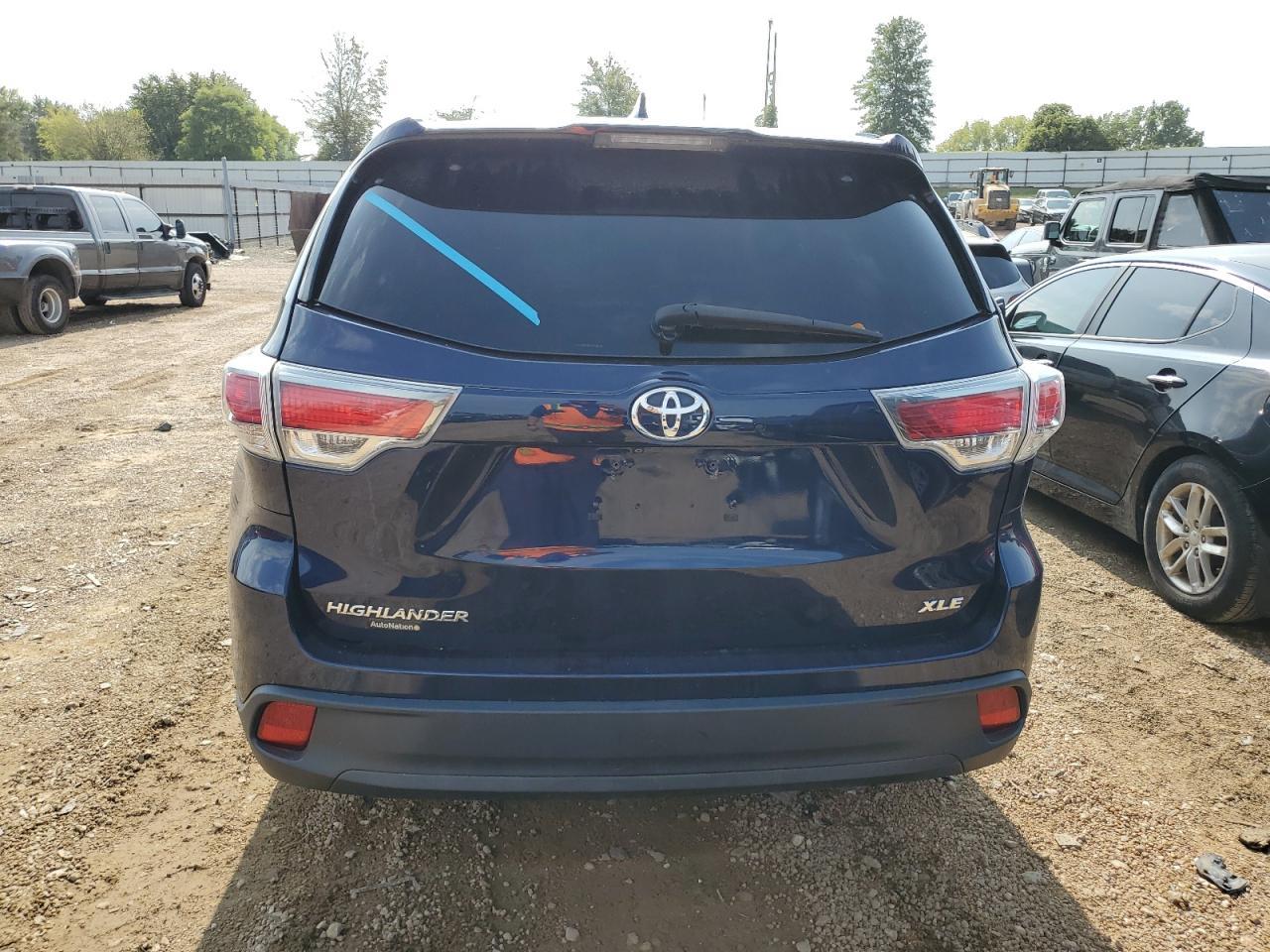 2015 TOYOTA HIGHLANDER - Фото 6