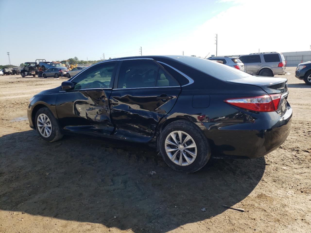 2016 TOYOTA CAMRY LE - Image 2